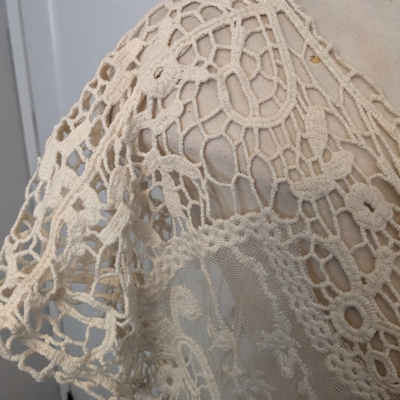 Cream Crochet Top - Picture 5 of 10